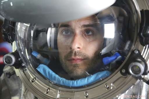 International Scientists Simulate Mars Mission in Oman s Desert