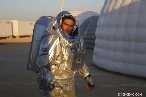 International Scientists Simulate Mars Mission in Oman s Desert