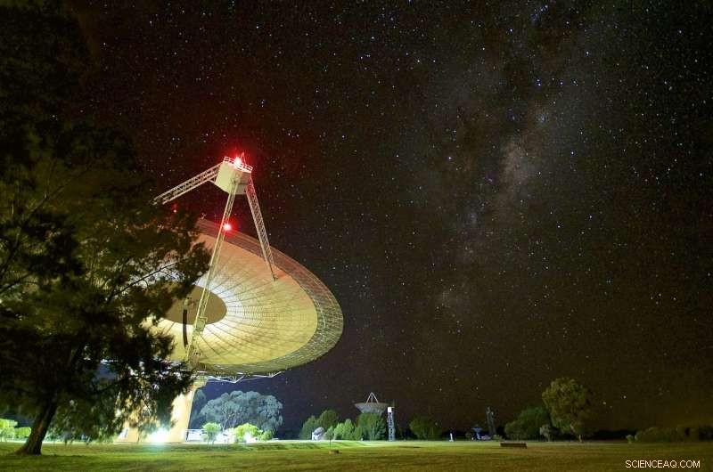 Parkes Observatory Captures Record-Breaking Bright Fast Radio Burst