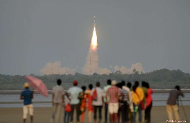 India s Space Agency Loses Contact with Newly Launched GSAT-6A Satellite