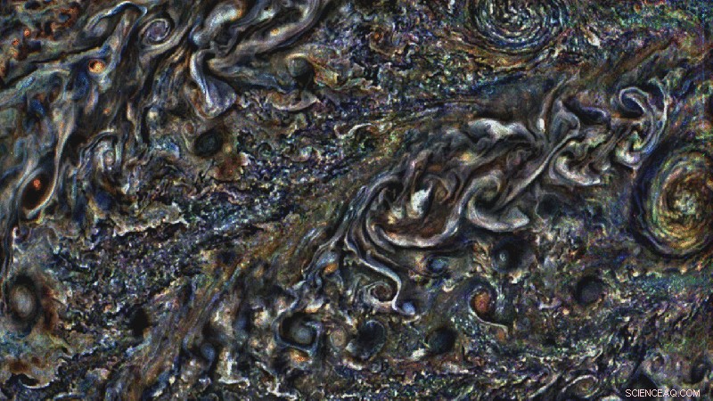 JunoCam Captures New Swirling Cloud Patterns on Jupiter