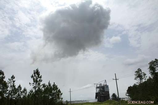 NASA Tests New AR‑22 Rocket Engine for Reusable Spacecraft