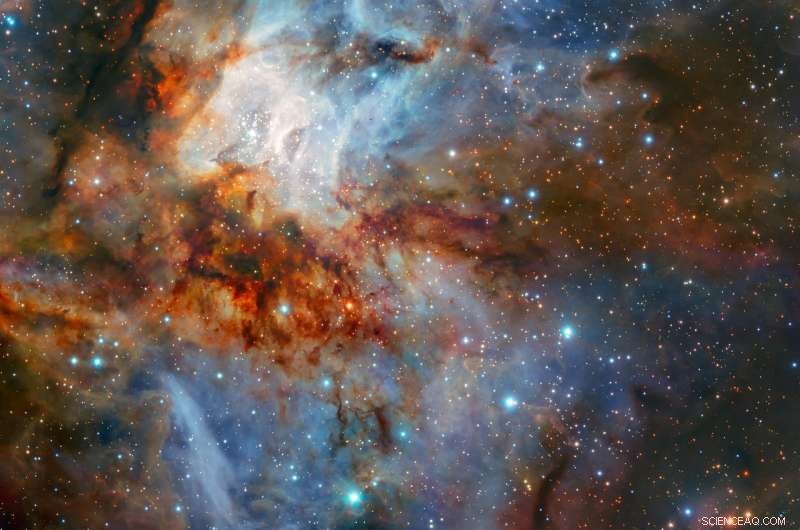 Stunning View of Star Cluster RCW 38 Captured by ESO s Very Large Telescope