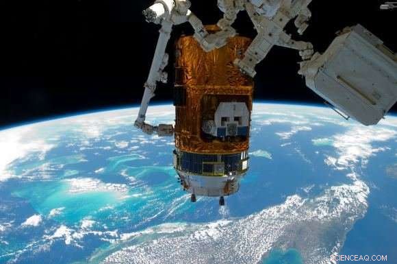 NASA Innovates Solutions to Tackle Trash in Deep Space Missions