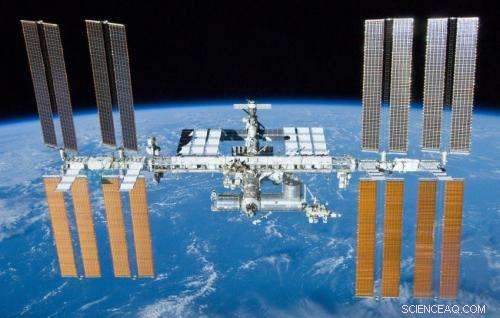 Boeing and SpaceX Unlikely to Launch Manned ISS Flights in 2019