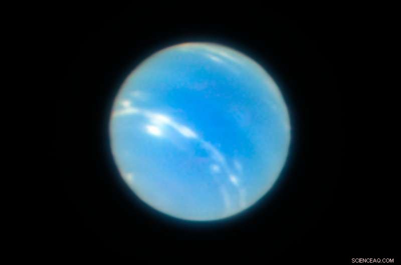 VLT Adaptive Optics Deliver Crystal‑Clear Images of Neptune