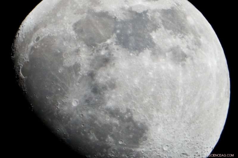 New Study Suggests Moon May Have Supported Life in the Past