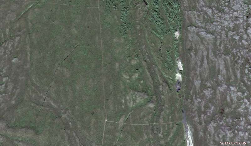 Which Earth Landforms Resemble Ceres?