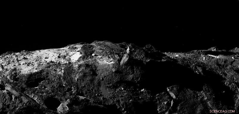 Comet 67P/Churyumov‑Gerasimenko Horizon – Stunning Rosetta Spacecraft Image