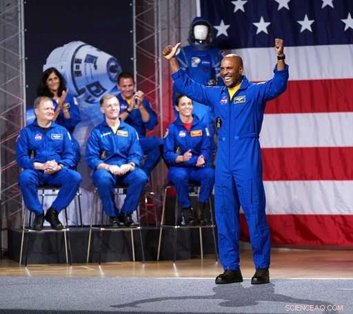 NASA Selects Astronauts for SpaceX and Boeing Capsule Test Flights