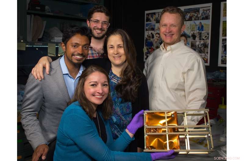 NASA Team Showcases Affordable Greenhouse Gas Sensor on CubeSat