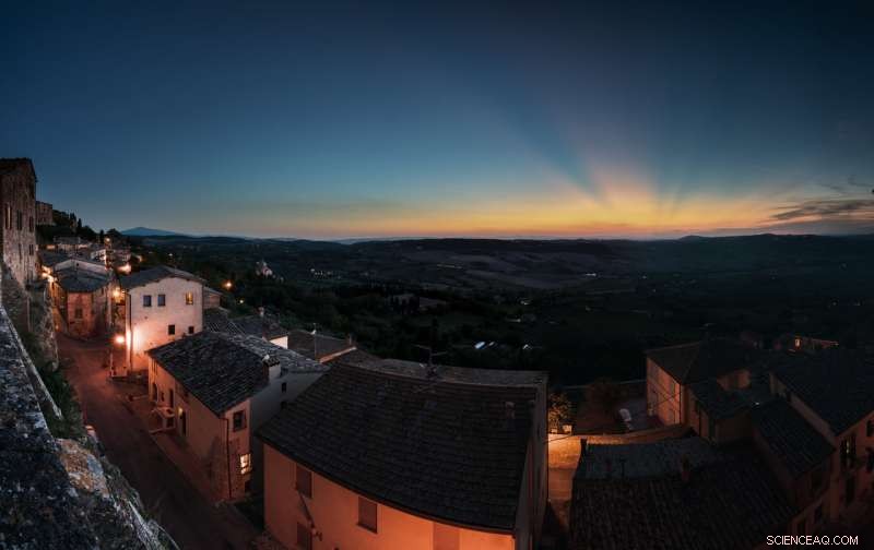 Sunset Panorama of Montepulciano: Capturing Tuscany’s Golden Hour
