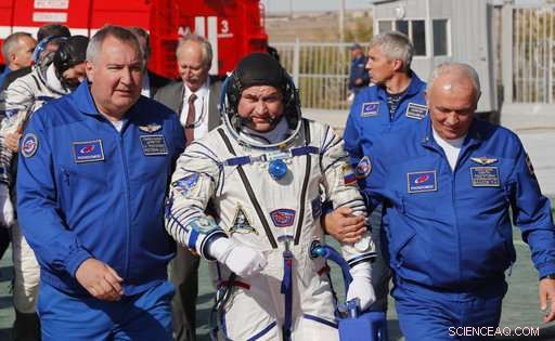 US and Russian Astronauts Safely Return After Soyuz Rocket Failure