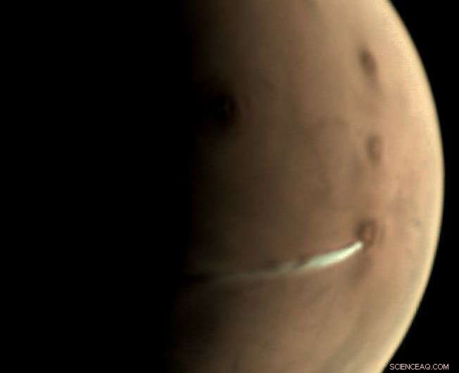 ESA s Mars Express Monitors Elongated Cloud Over Arsia Mons