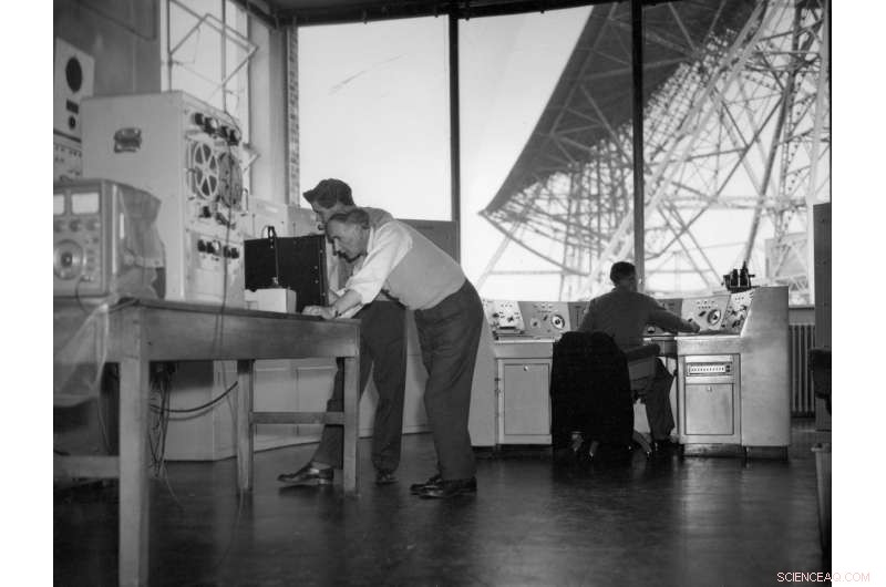 Jodrell Bank Shares Rare 50-Year-Old Audio Recordings from Soviet Zond 6 Lunar Mission