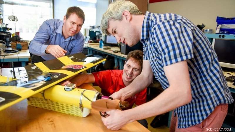 EagleRay: The First Unmanned Aircraft That Transitions From Air to Underwater