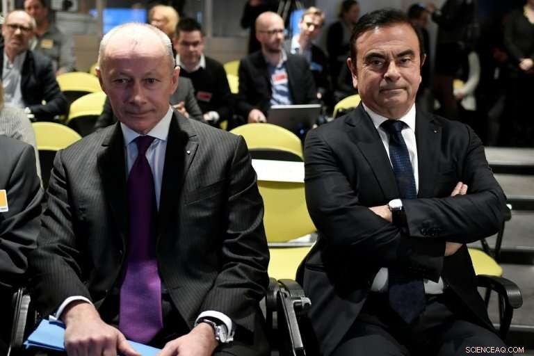 Renault CEO Carlos Ghosn Says All Options Open for Nissan‑Mitsubishi Alliance