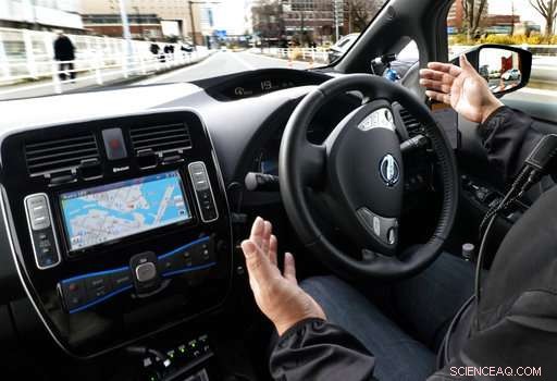 Nissan Launches Real-World Tests of Semi-Autonomous Easy Ride Vehicles