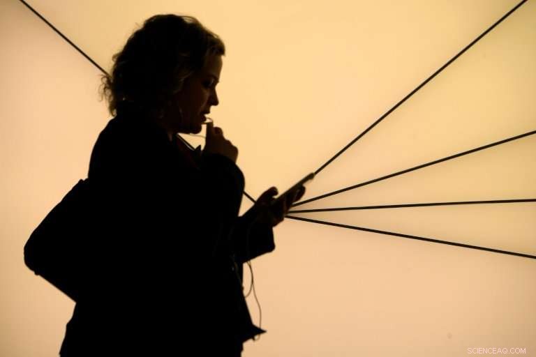 Rapid Growth of the Refurbished Smartphone Market Faces Sustainability Challenges