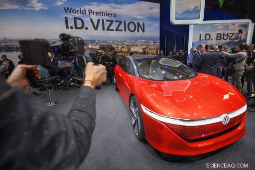 The Latest: Ferrari 488 Pista Debuts at Geneva Motor Show – Speed, Design, and Innovation Unveiled