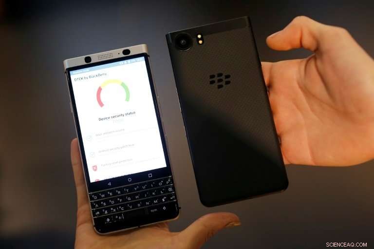 BlackBerry Files Lawsuit Against Facebook Over Messaging App Patent Infringement