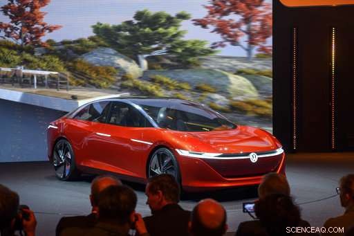 Geneva Auto Show 2018: Electric Innovation Leads, Gasoline Models Still Shine – Updated Report