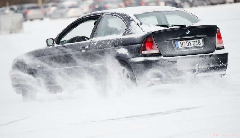 BMW Announces Record €8.7 B Net Profit for 2017, Up 26% on Strong Electric Vehicle Demand