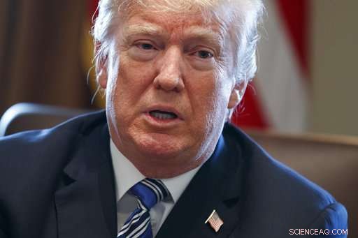 Judge Suggests Trump Mute Critics, Not Block Them, to Resolve Lawsuit