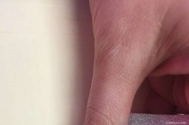 Seamlessly Integrating Electronics into Next-Generation Smart Fabrics