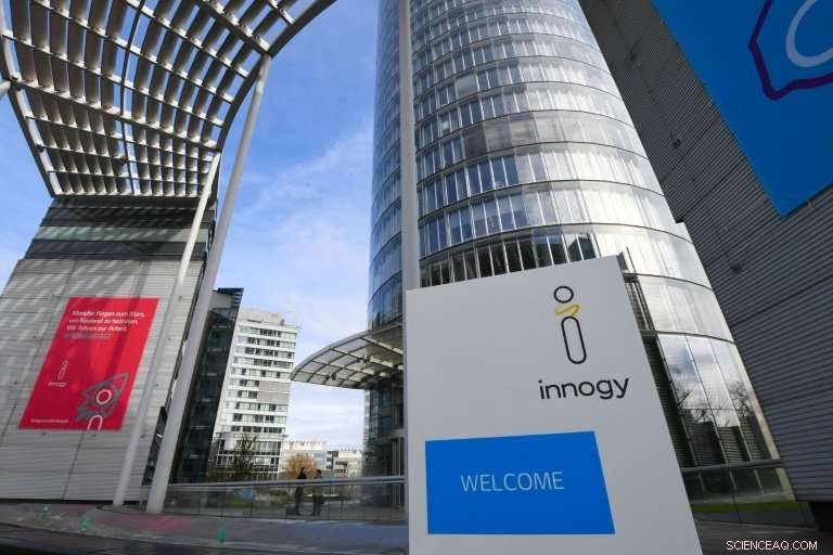 EON Announces 5,000 Job Cuts Amid RWE Innogy Acquisition