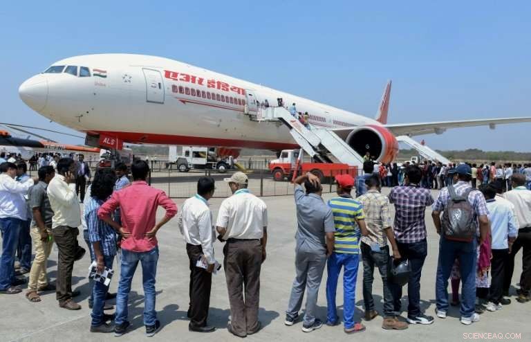 India s Airports Struggle to Keep Pace with Skyrocketing Passenger Numbers