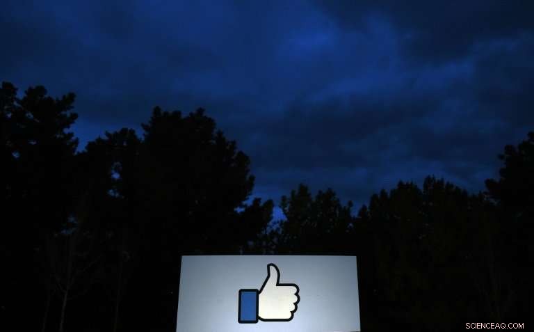 Facebook and Google Urge Singapore to Reconsider Proposed Fake‑News Legislation