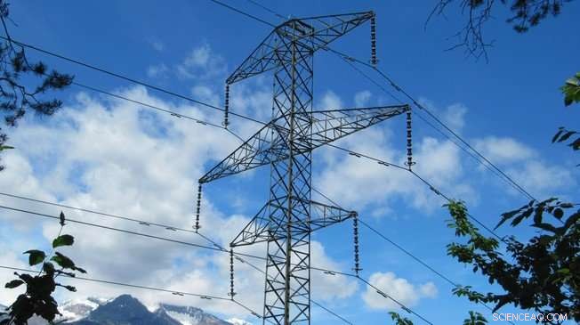 Transforming Decommissioned Electric Pylons into a Sustainable Roof for Lausanne Train Station