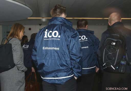 UK Information Commissioner’s Office Investigates Cambridge Analytica Data Misuse