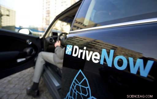 Daimler and BMW to Merge Car-Share and Digital Mobility Services