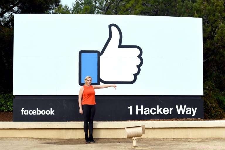 Facebook Criticized Over Handling of 50 Million-User Data Breach