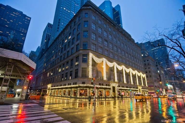 Saks Fifth Avenue Data Breach: Parent Company Confirms Customer Payment Information Compromised