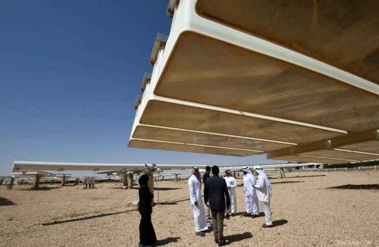 Saudi Arabia Aims to Lead Global Renewable Energy with $200B Solar Initiative