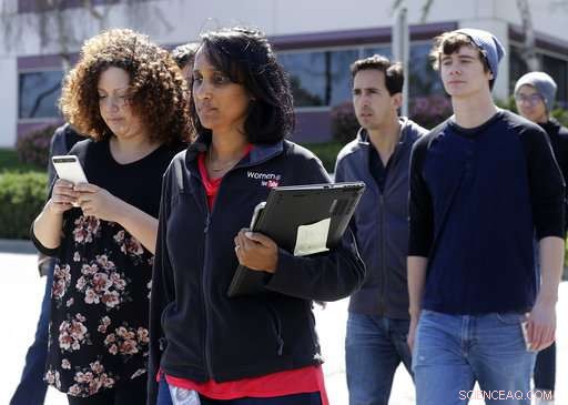 Three Injured in Shooting at YouTube HQ; Suspect Held Grudges Against the Company