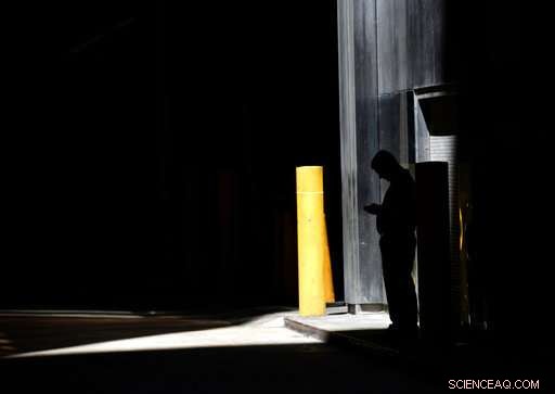 Congress Debates Regulating Facebook Amid Apology Controversy