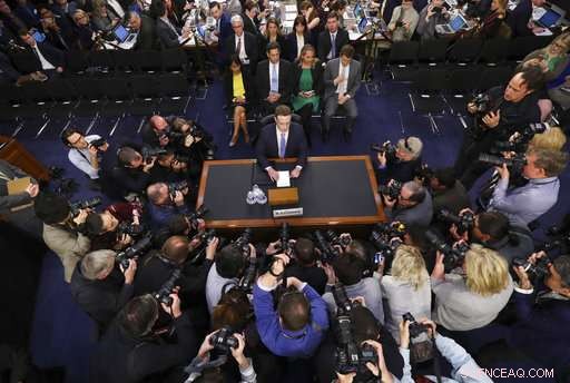 Facebook CEO Zuckerberg Issues Apology Over Privacy Failures