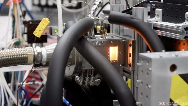 Scientists Perform First X‑Ray Combustion Experiment, Unlocking Hidden Engine Dynamics
