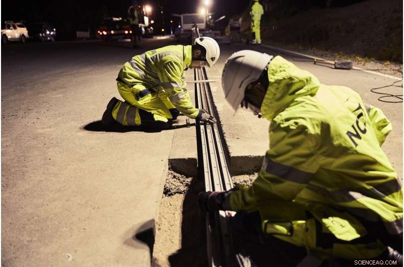 Sweden Completes Electrified Road Section Near Stockholm as Part of eRoadArlanda Project