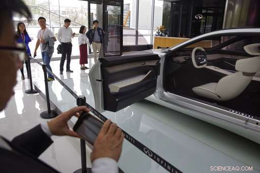 China Auto Show Highlights Industry’s Drive Toward Electric Vehicles