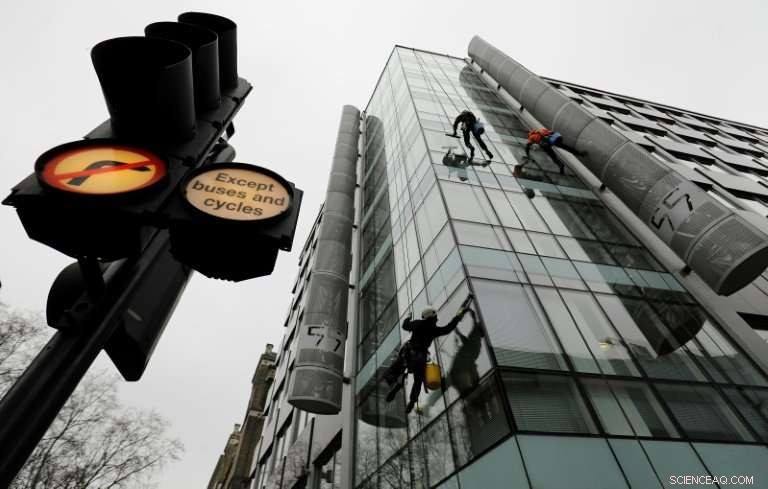 Cambridge Analytica Denies Data Misuse Claims