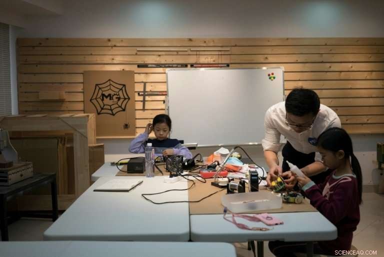 China’s Makers Overcome Mistrust in the High-Tech Community