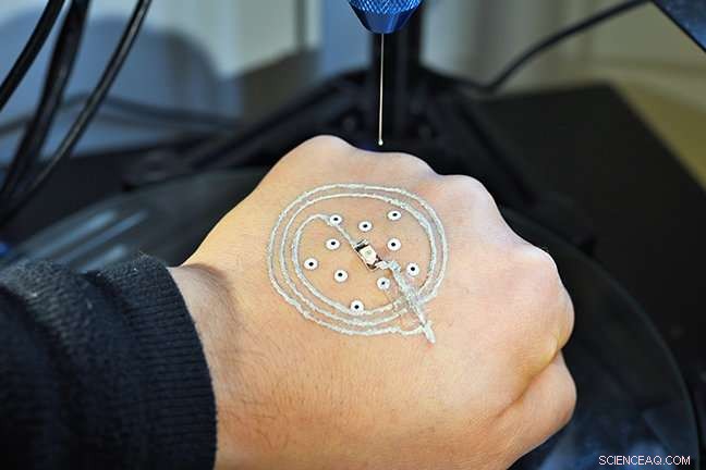 Scientists 3D‑Print Electronics and Living Cells Directly onto Human Skin
