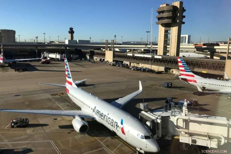 American Airlines Faces Q1 Profit Decline Amid Rising Fuel Costs