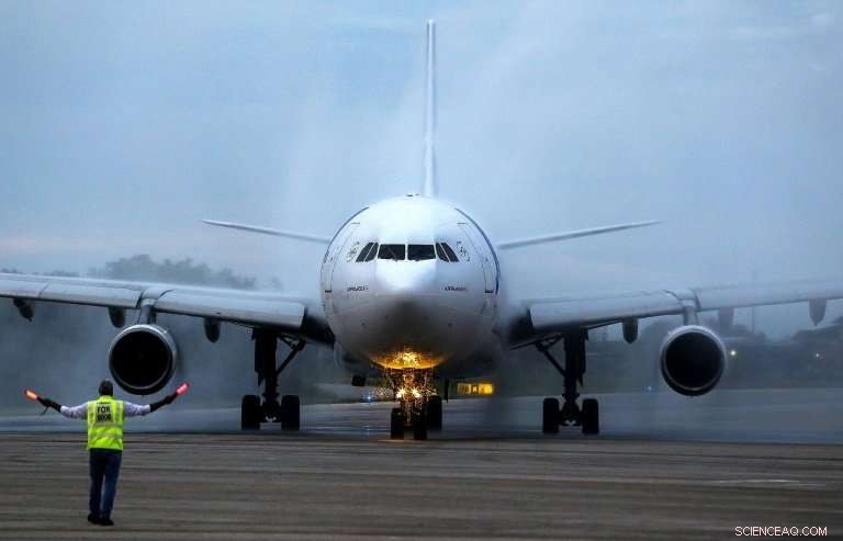 Air France Shares Plunge as CEO Resigns Amid Labor Strikes