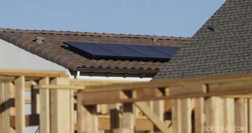 California Authority Approves Solar Panel Mandate for New Homes